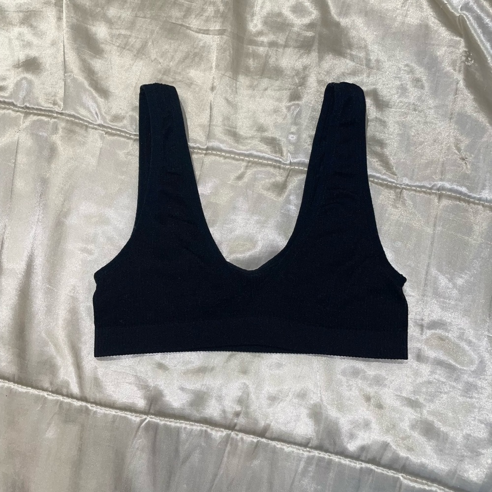 Colsie Ribbed Bralette - Picture 2 of 3